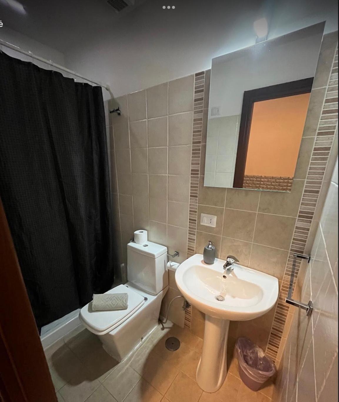 Vegan Inn Airport - Adults Only - Late Check In Ф'юмічіно Екстер'єр фото