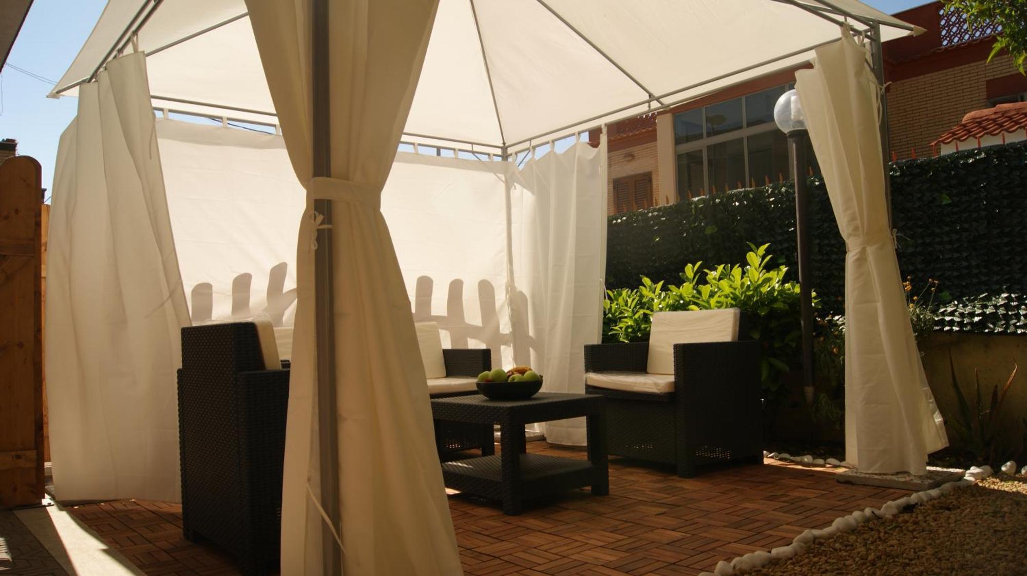 Vegan Inn Airport - Adults Only - Late Check In Ф'юмічіно Екстер'єр фото